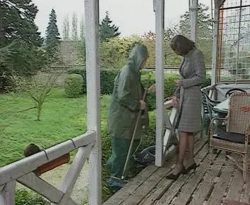 Mature lady gets fisted and fucked