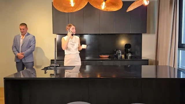 The Bodyguard Fullfilled His Fantasy and Fucked His Boss before Important Mee