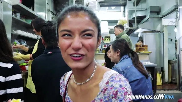 who is SHE? exotic TEEN camgirl USED... by a FAN! SQUIRTS! (Jul 12