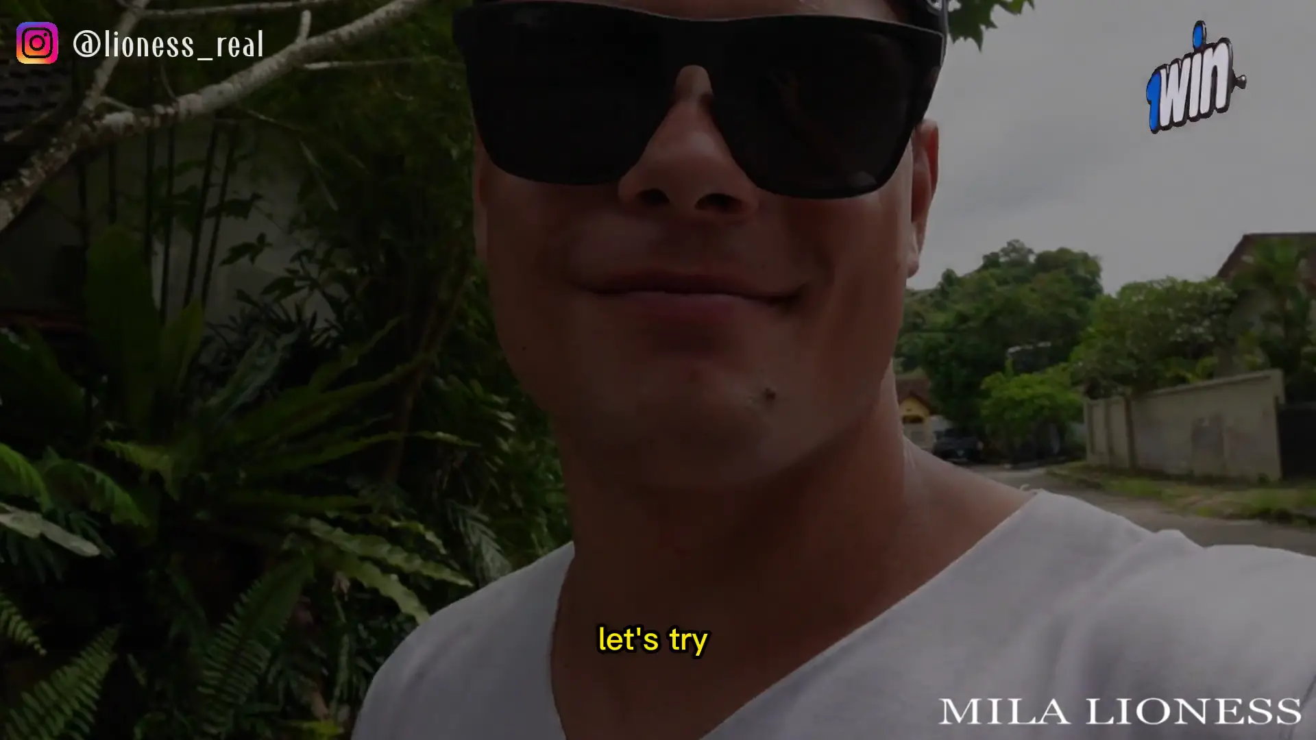 He Offered the First Slut on the Street to Suck a Dick for Good Money.the Bit