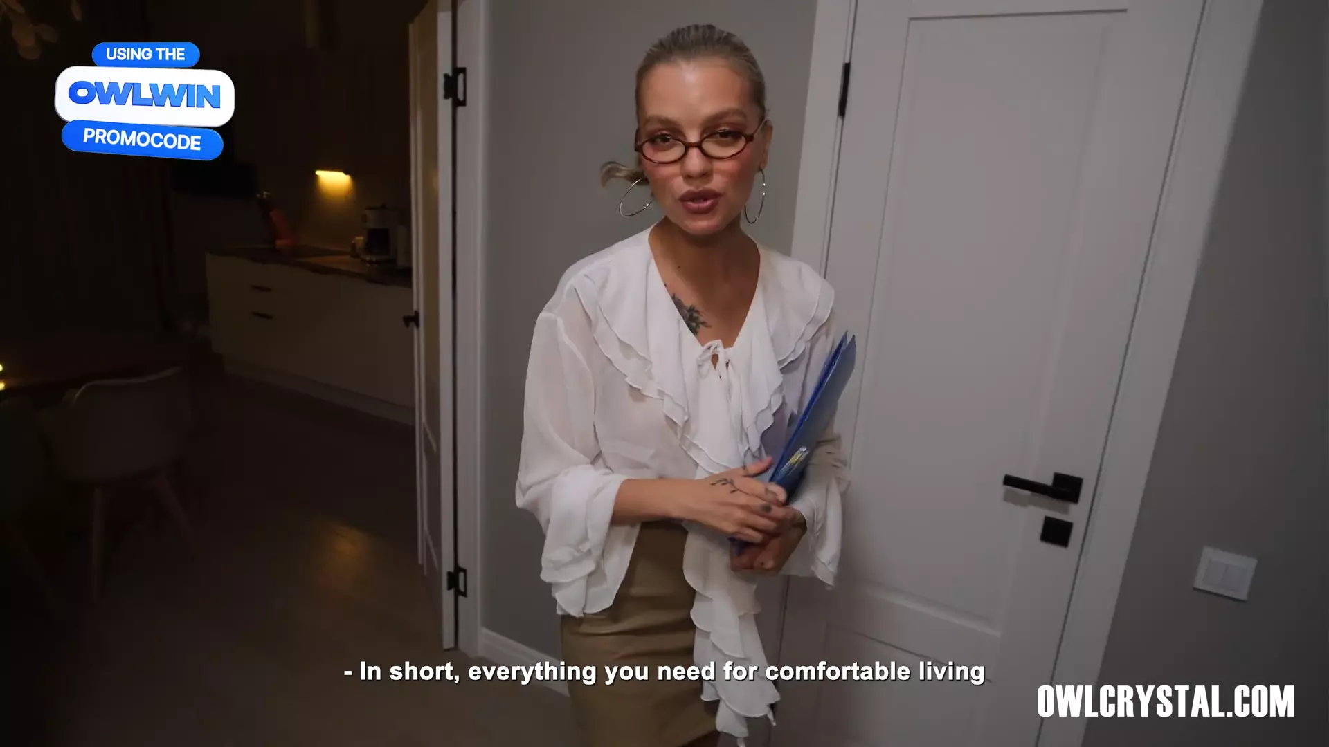 The Apartment Viewing Ended with a Cumshot on the Sexy Realtors Big Ass