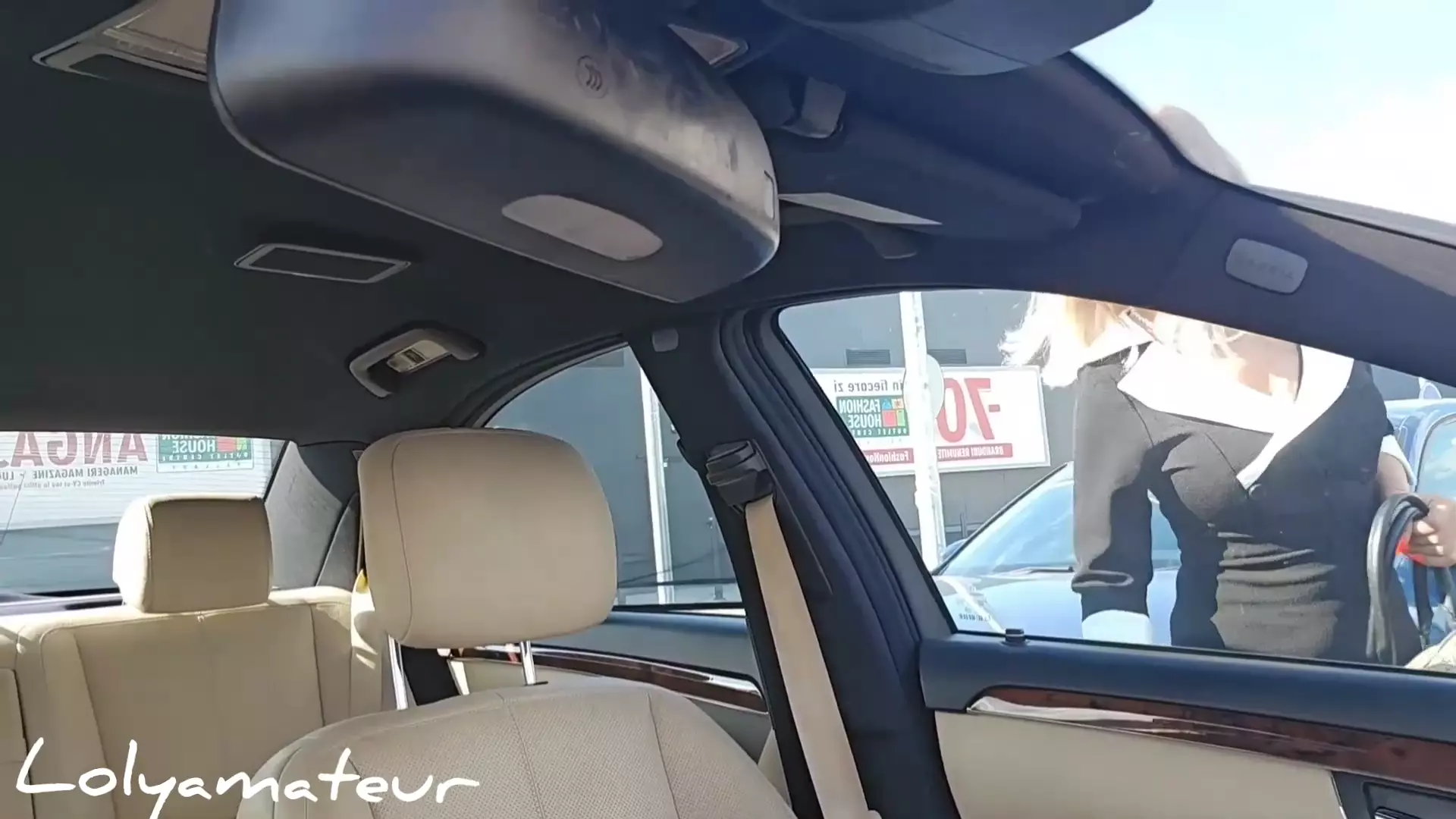 Stepmom Masturbate in My Car with New Toy Buy from the Shop thumbnail