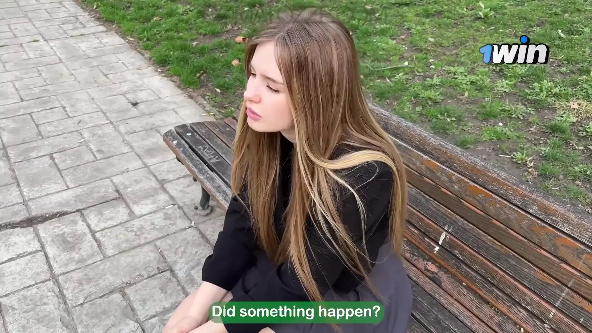Girl Needs Help. What Would You Do in This Situation? thumbnail