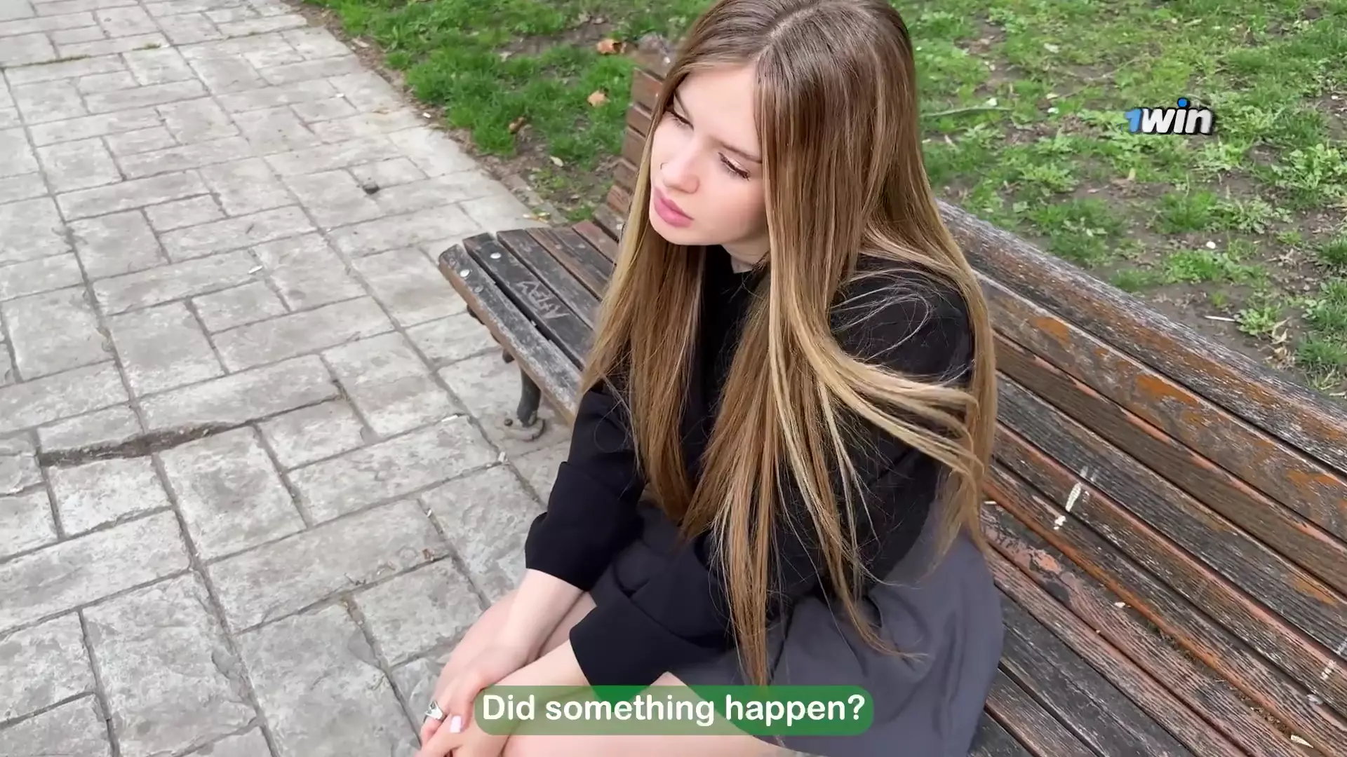Girl Needs Help. What Would You Do in This Situation? thumbnail