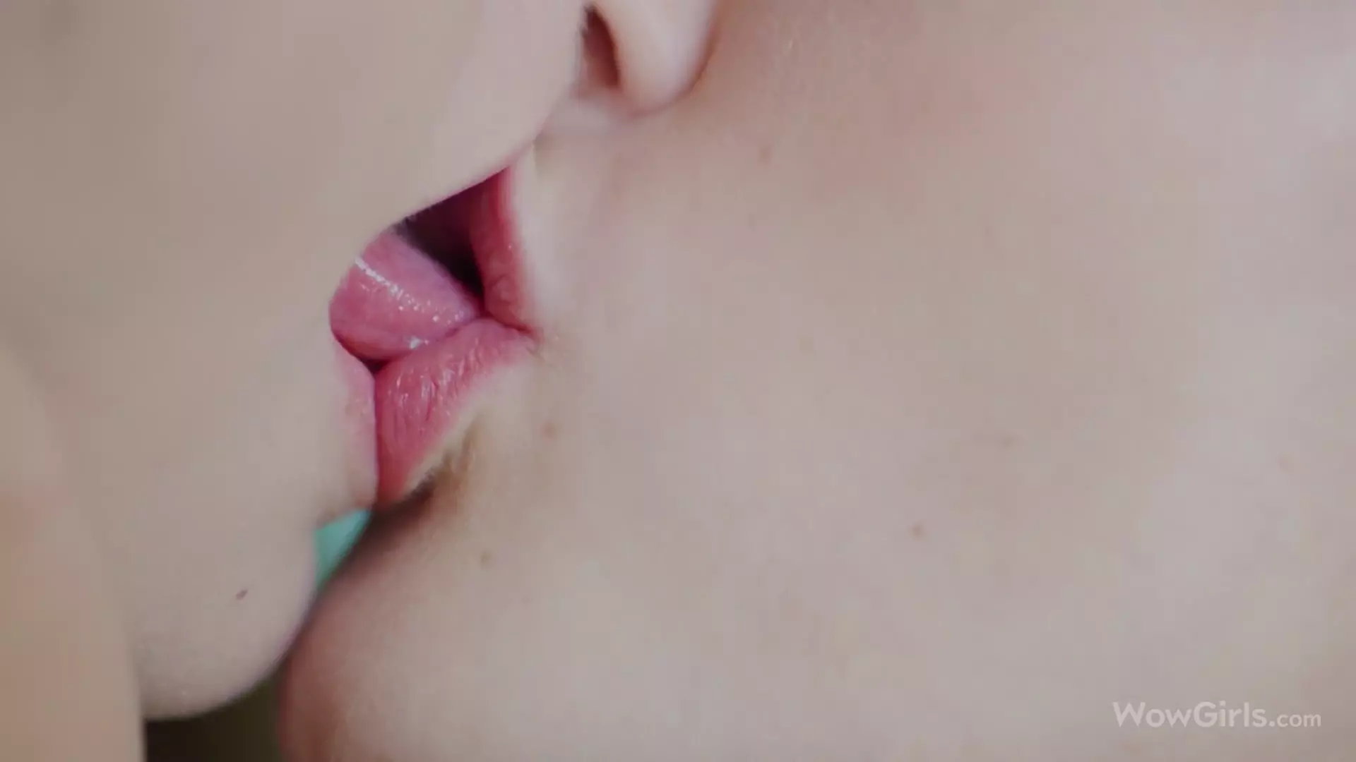 Two Gorgeous Girls Sia Siberia and Sonya Blaze Licking and Fingering Each Oth... thumbnail