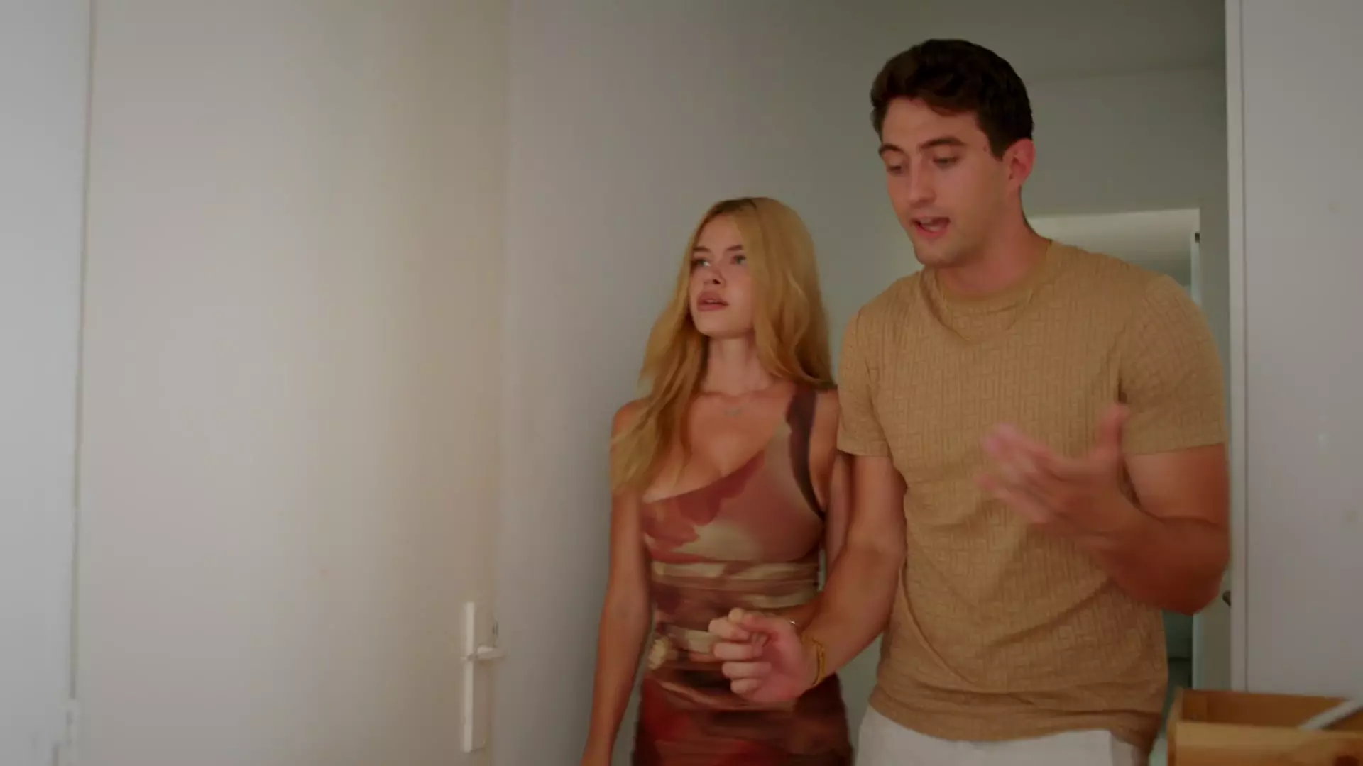 Merciless Gangbang for Young Rossavaxx! Two Cocks in Her Pussy at once thumbnail