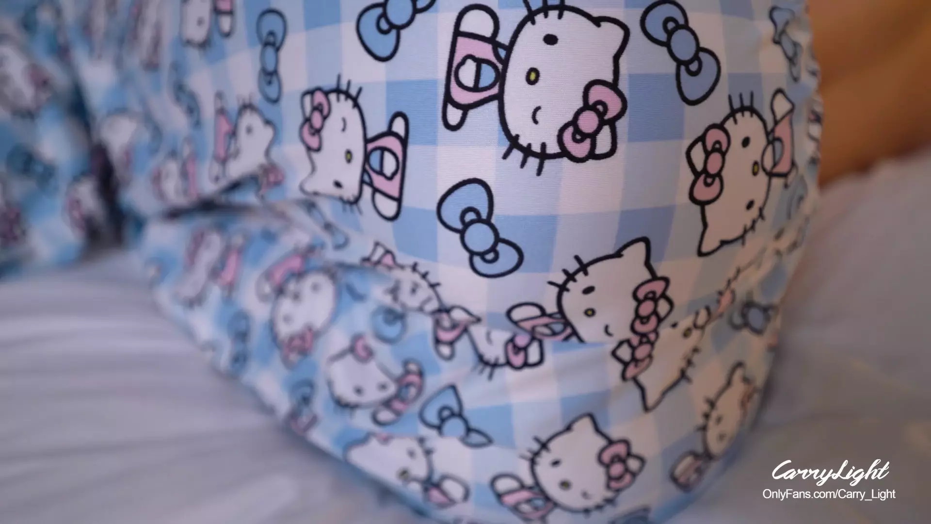 Step Mom Wakes Up to Hard Cock of Step Son He Helps Milf to Cum Quick thumbnail