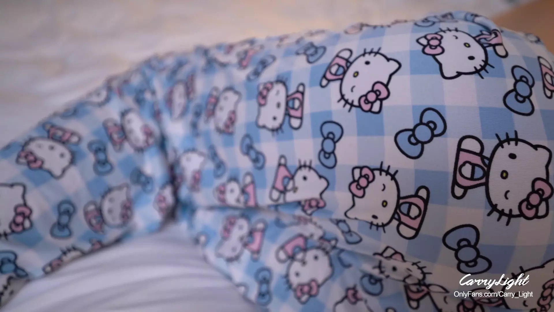 Step Mom Wakes Up to Hard Cock of Step Son He Helps Milf to Cum Quick thumbnail