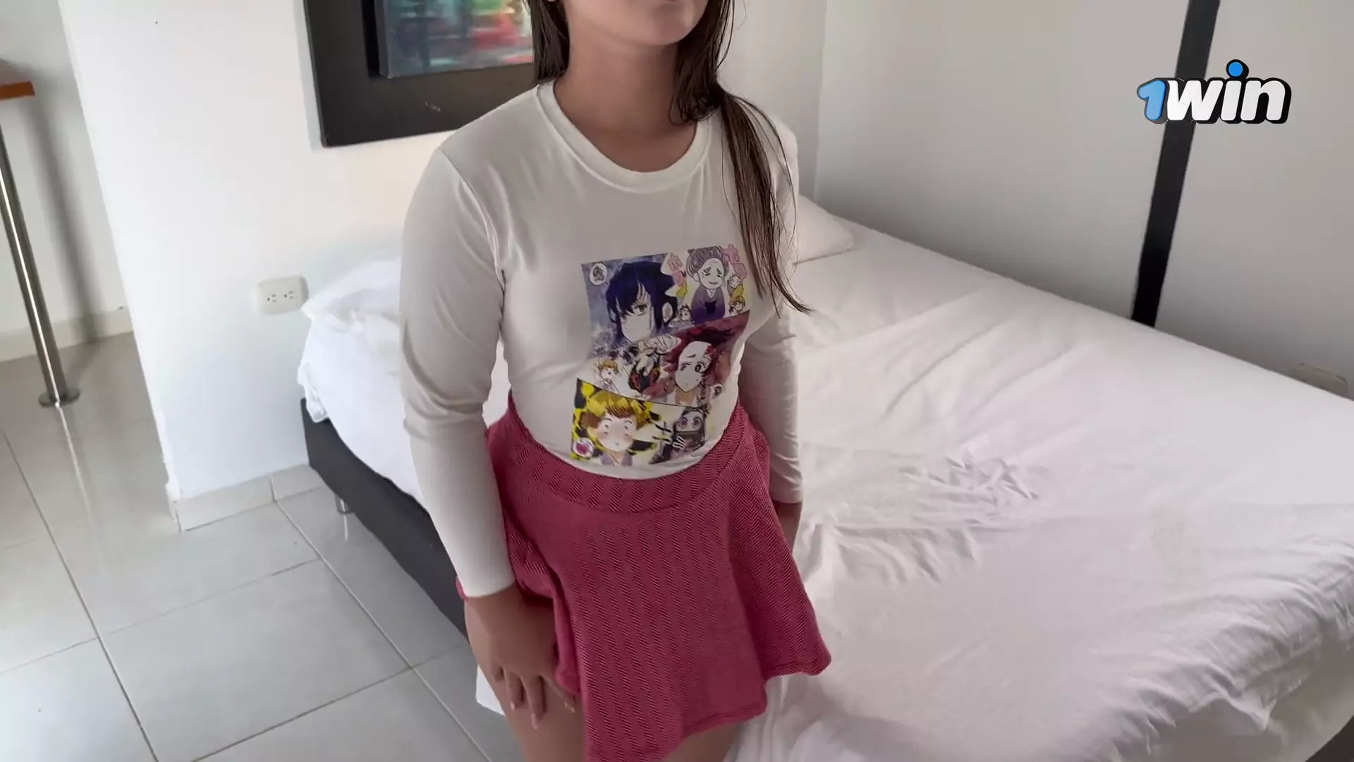 Beautiful Otaku Girl gets Fucked in a Hotel and Surprises with Her Cock Sucki... thumbnail