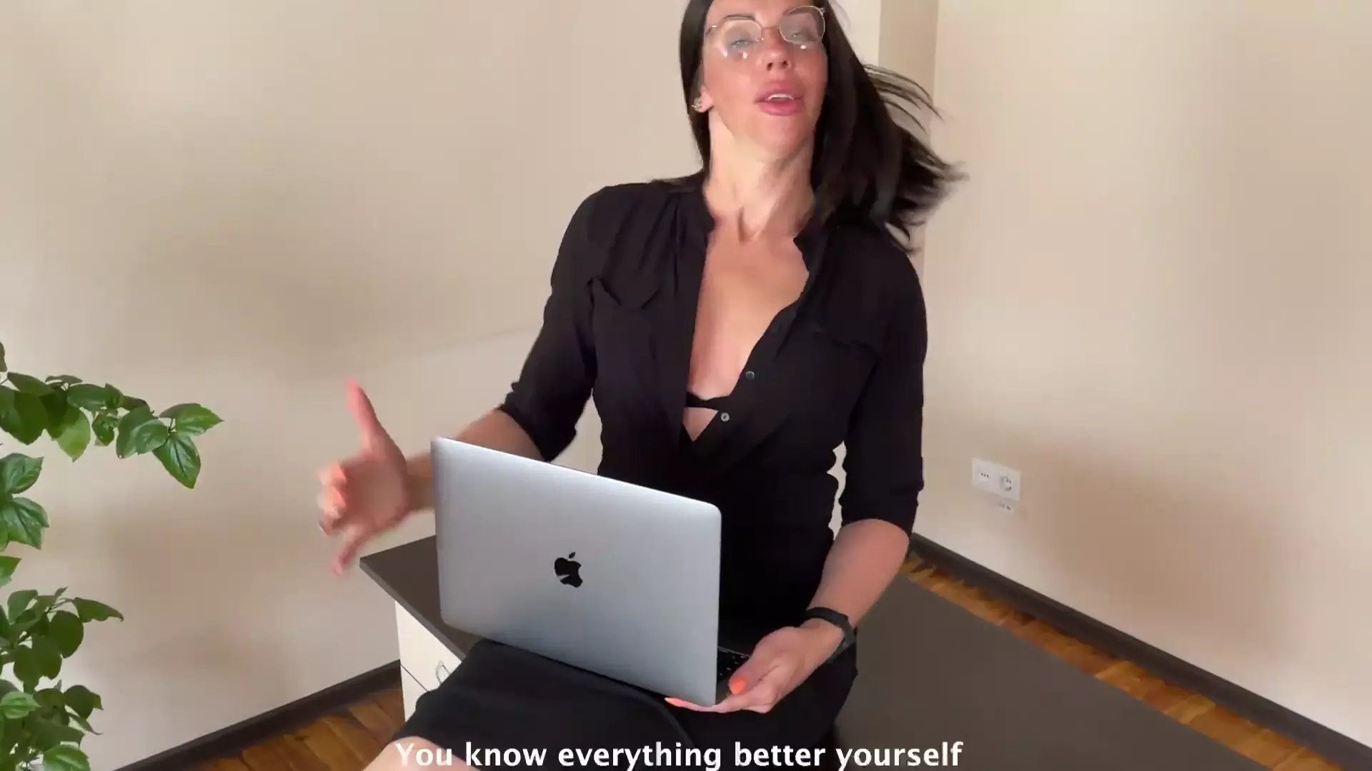 Busty Secretary Fucks Her Boss at Work thumbnail