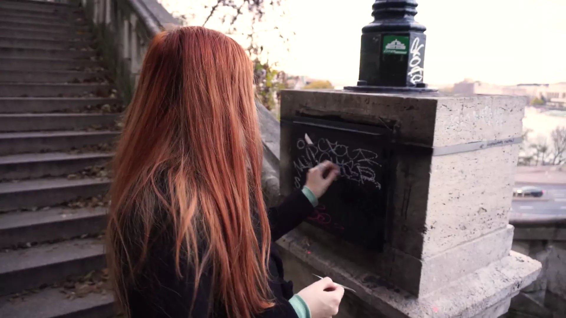 Publicity Woman Naty Evans Sucked off a Fan at His House