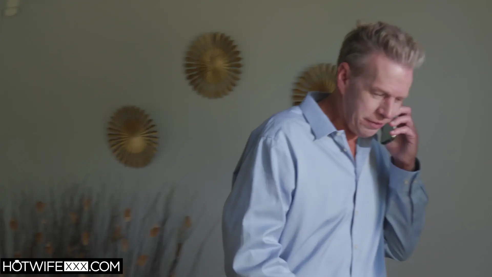 Hubby Tricks His Best Friend into Fucking His Horny Slut Wife thumbnail