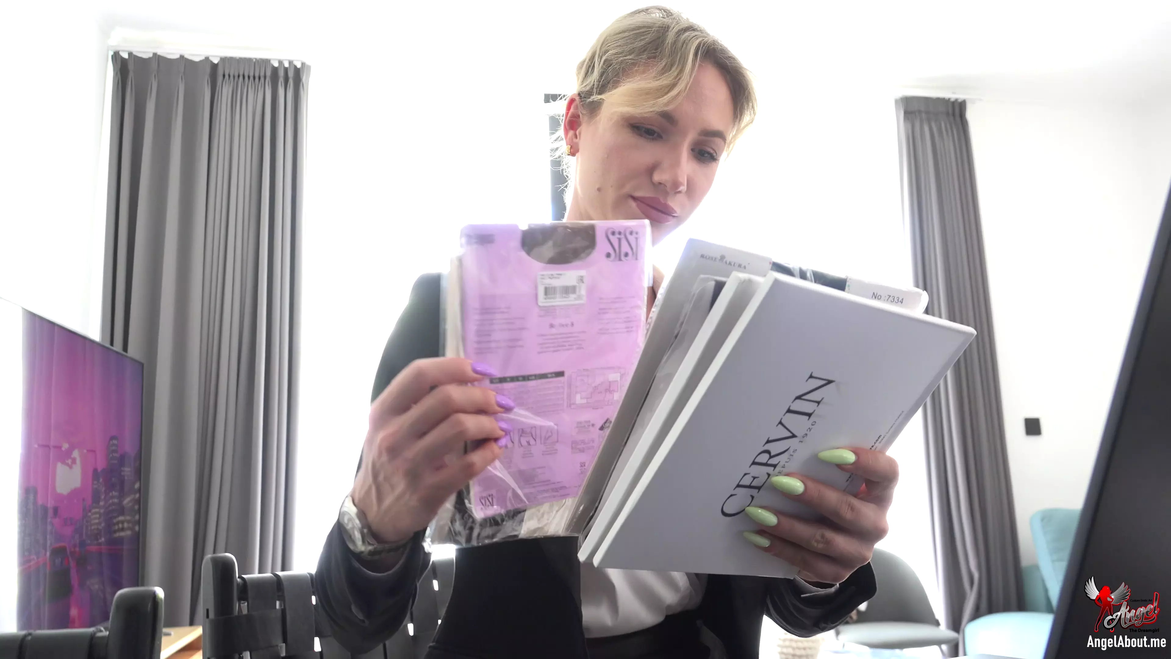 Lucky for Delivery Man