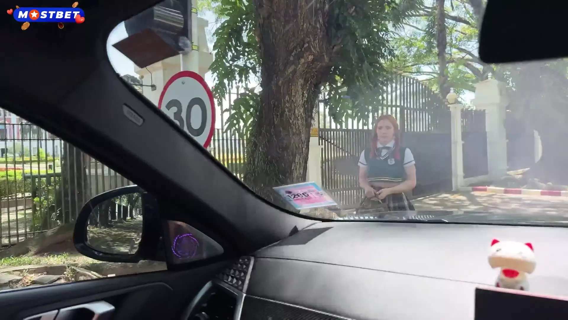 British Student Sucked off a Stranger in Car, Invited Him Home to Fuck and Fi... thumbnail