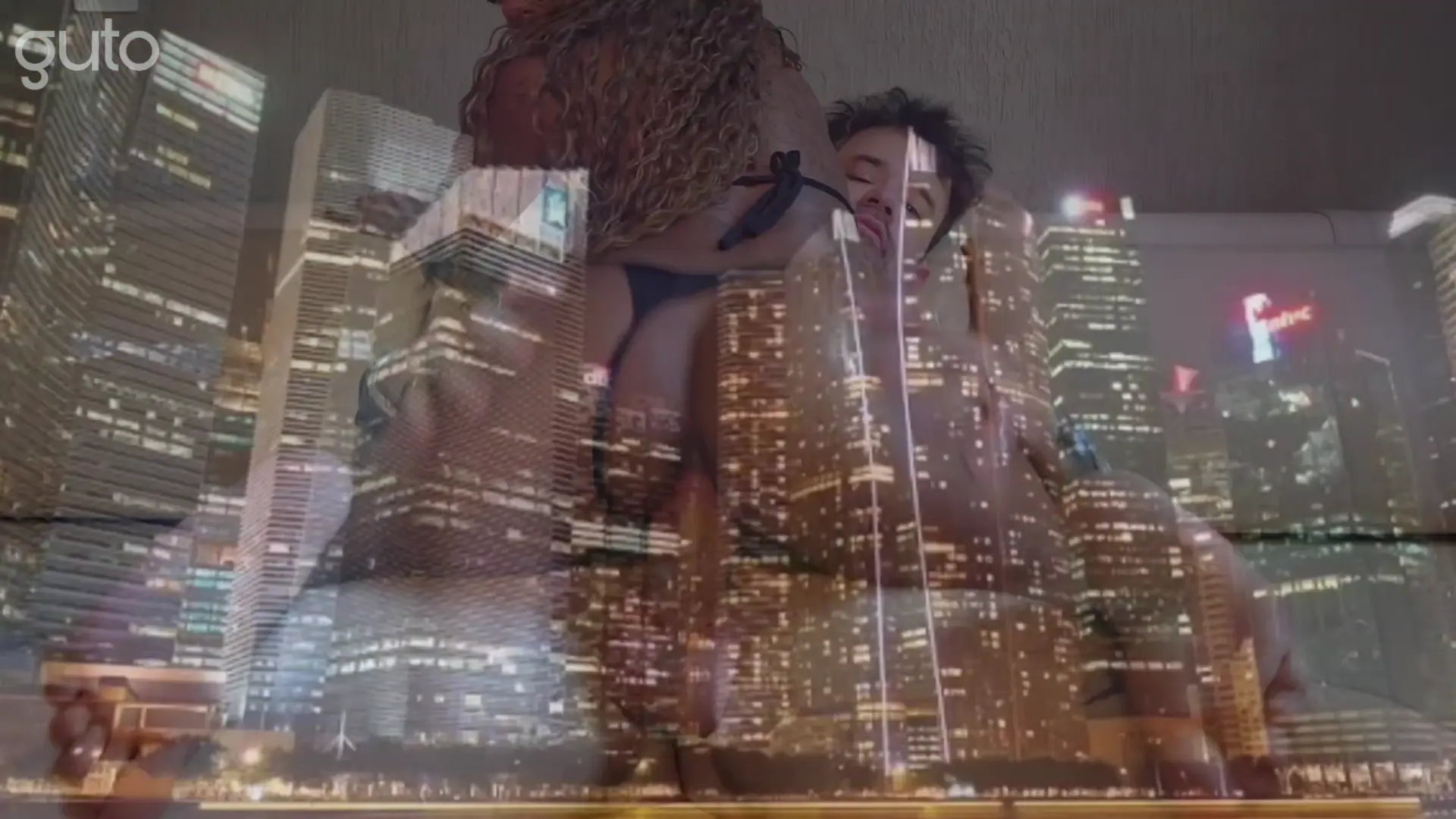 Curvy figure rides to ecstasy thumbnail